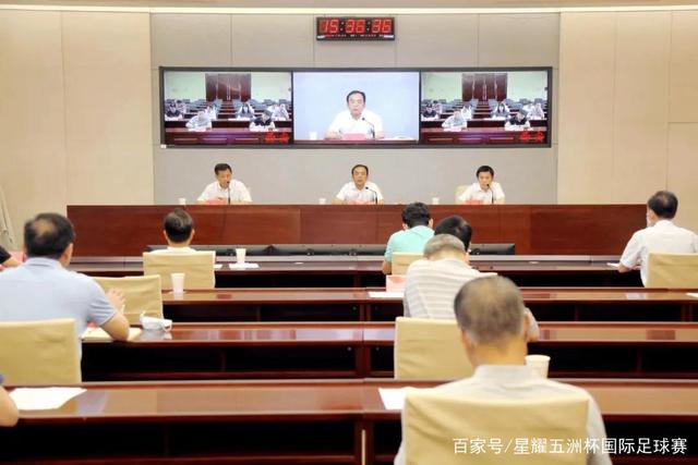 莱万的凌空抽射获本轮最佳进球，得票率达40.6%